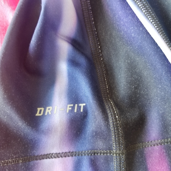 Nike Half Zip Bundle of 2! - Picture 4 of 7